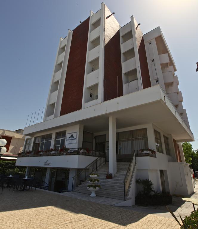 Hotel Ambassador Marotta Exterior foto